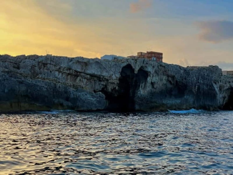 Syracuse: Ortigia Island & Sea Cave Boat Tour with Prosecco - Value at about $23 per person