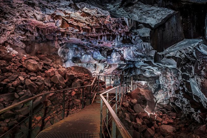 The Lava Tunnel Tour - Raufarhólshellir - Planning the stop around Reykjavik