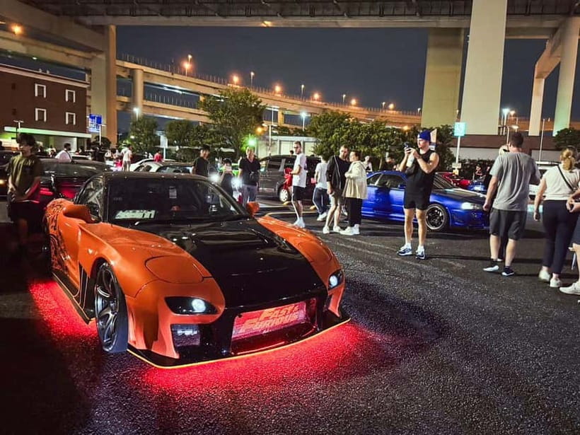 Tokyo: Legendary JDM CAR Daikoku Underground Meetup - Tokyo Tower closes the night with an easy photo stop