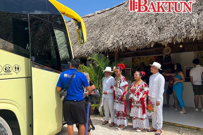 Tour Chichen Itza 2 Cenotes Suytun and Ik-kil - What you eat and drink on the road