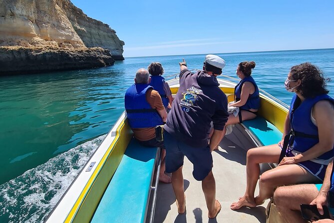 Traditional Tour - Benagil Cave - A small boat makes the caves easier to see