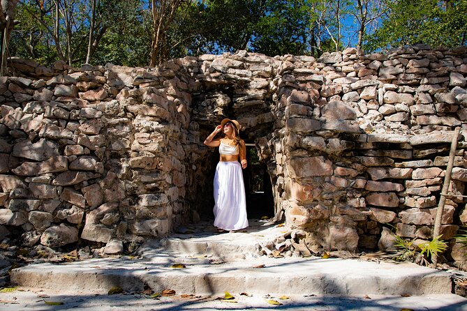 Tulum Guided Tour, Magical Cenote, Lagoon Snorkeling and Beachside Lunch - Tulum ruins: dramatic views, useful stories, limited wandering time