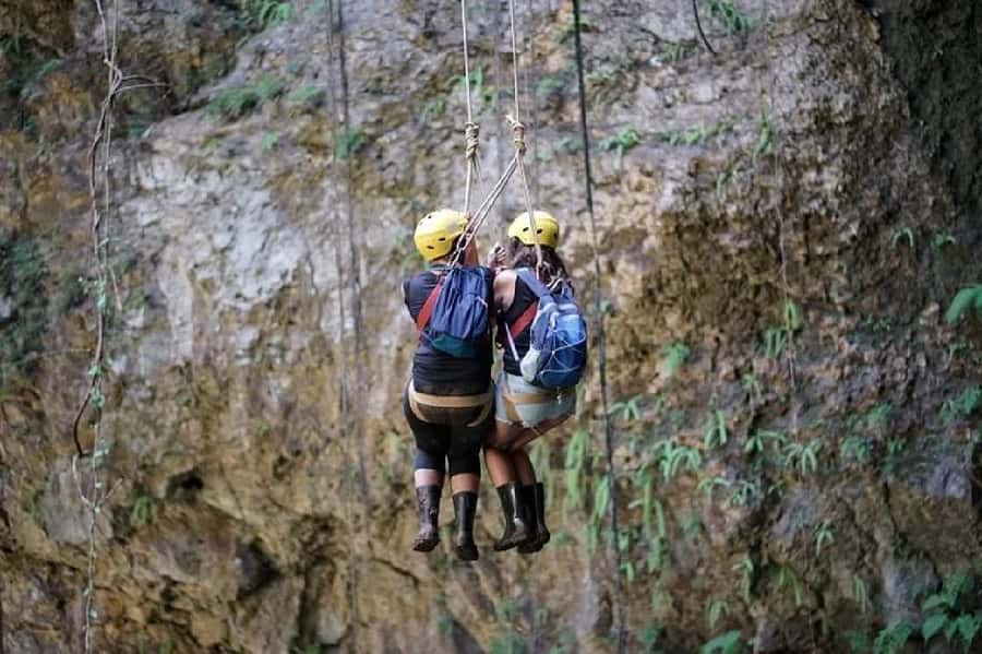 Yogyakarta: Jomblang & Pindul Cave Guided Adventure - Lunch after the mud