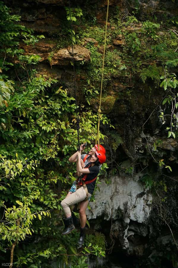 Yogyakarta: Mt. Merapi Sunrise, Jomblang & Pindul Cave Tour - Who should book this experience?