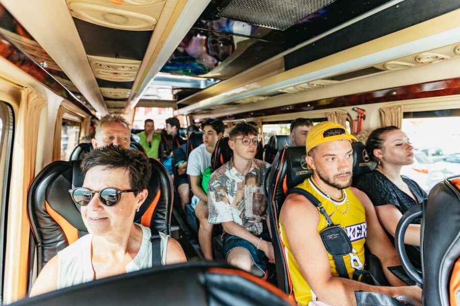 Zakinthos: Shipwreck Beach and Blue Caves Land and Sea Tour - Guides make a long day easier