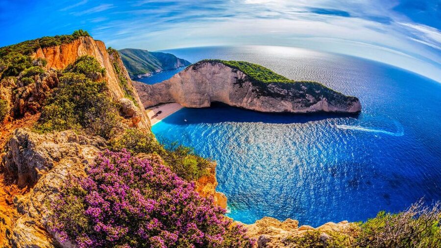 Zakynthos: early morning Shipwreck,Blue Caves and view point - What to bring for the eight-hour outing