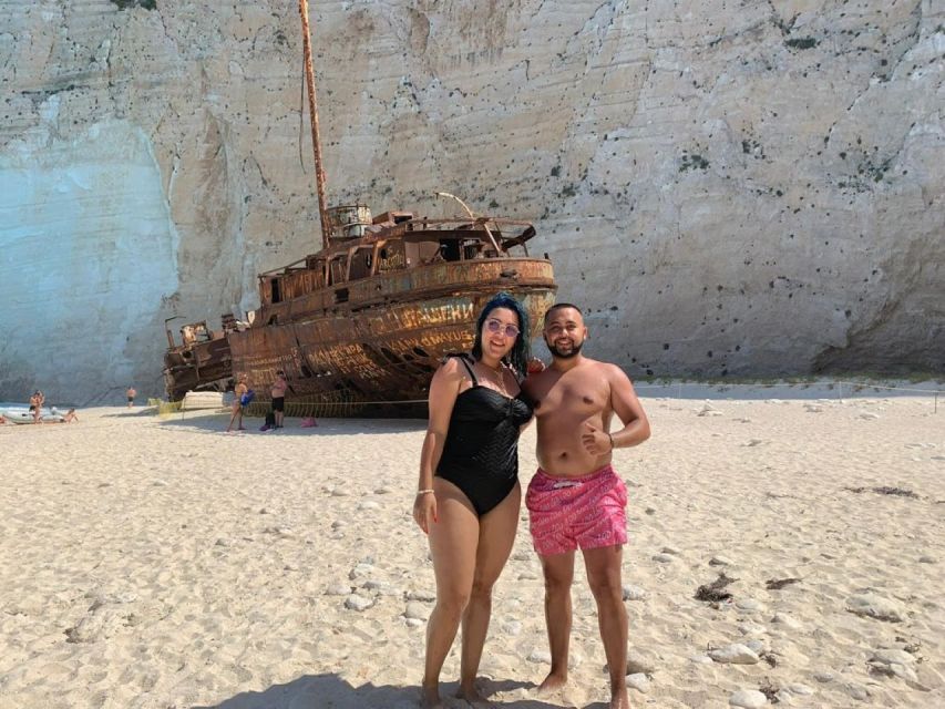 Zakynthos: early morning Shipwreck,Blue Caves and view point - Timing, group size, and guide quality