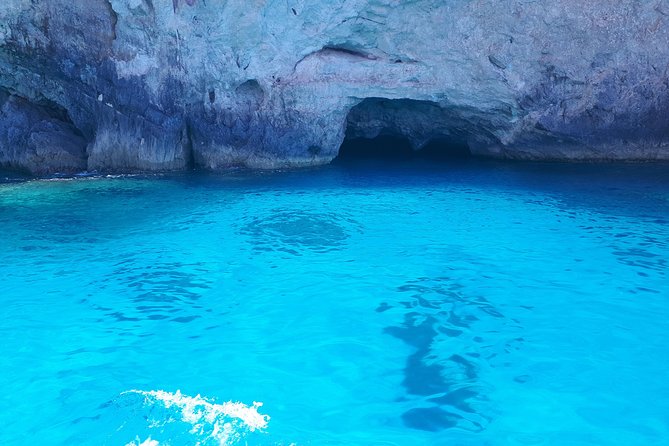 Zakynthos : One day small group tour to Navagio beach Blue Caves & top view - Starting with pickup and the long ride north