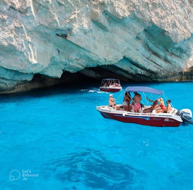 Zakynthos: Shipwreck & Caves Private Boat Tour with Skipper - White Beach and the best time to get wet